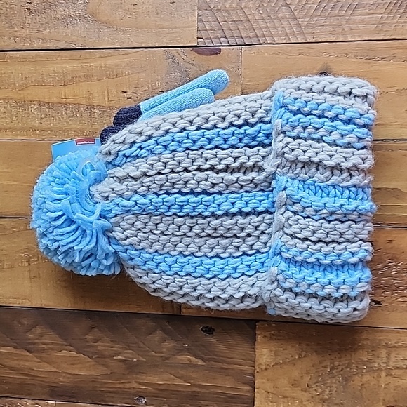 Paw Patrol Licensed Toddler Knit Beanie Hat & Mitten Set - Picture 5 of 8